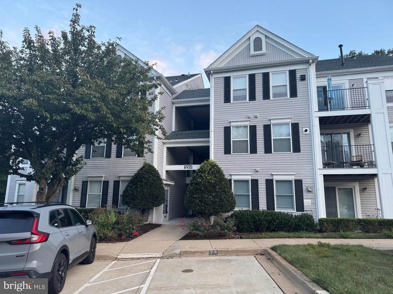 10021 Vanderbilt Circle - Photo 1