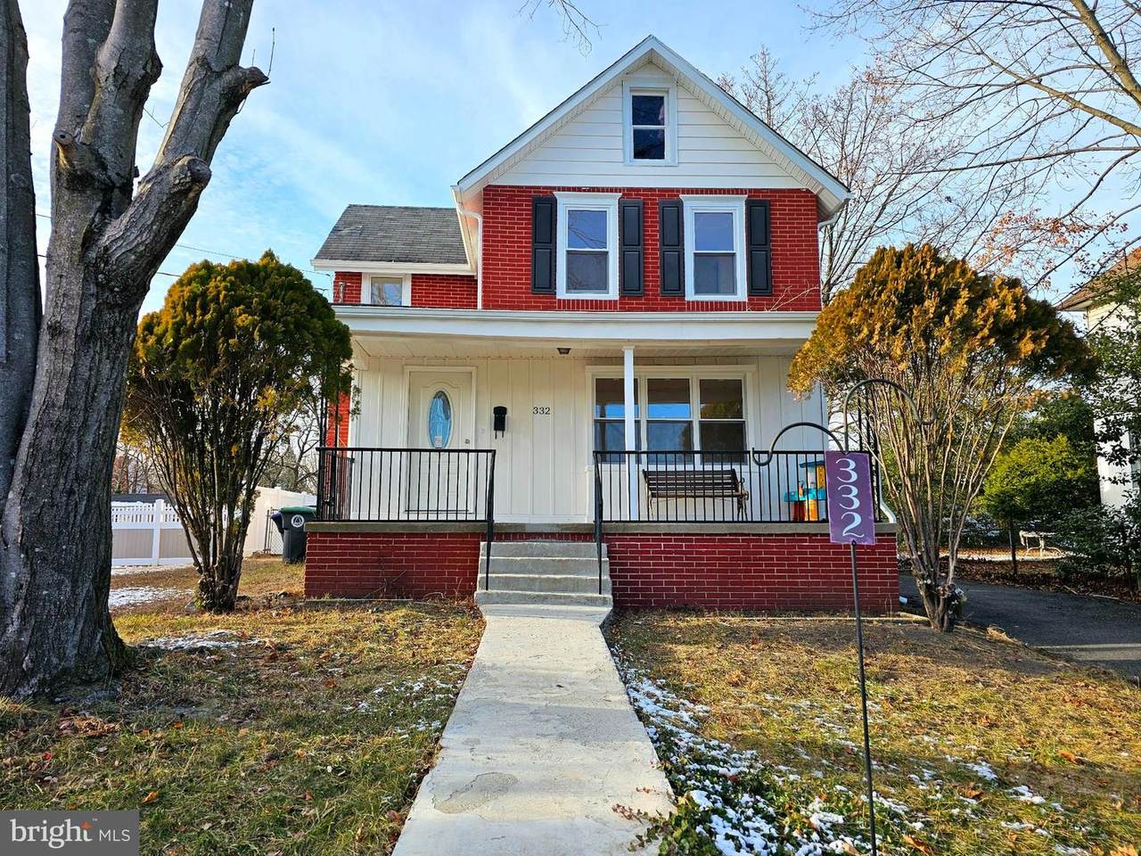332 Linden Avenue - Photo 1