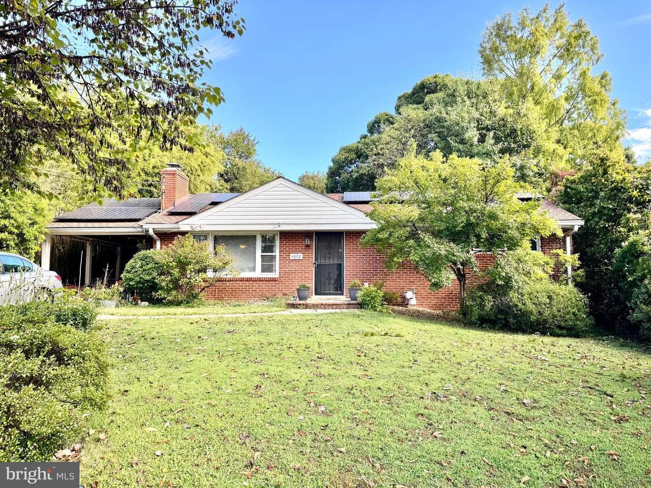 4802 Howard Avenue - Photo 1