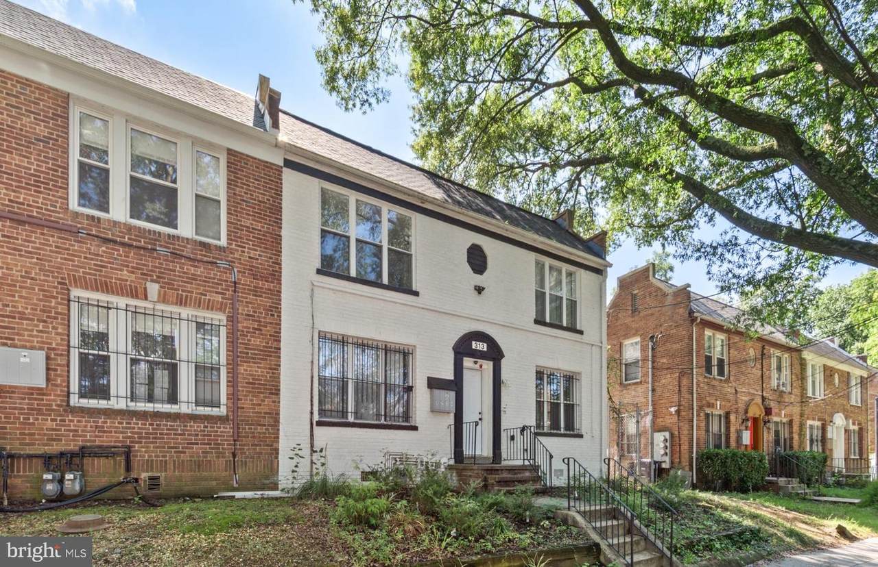 313 Parkland Place - Photo 1