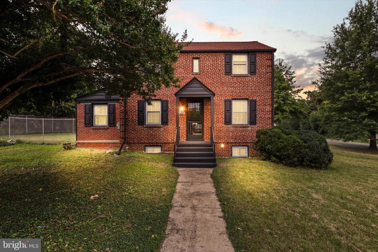 5408 21ST Place - Photo 1