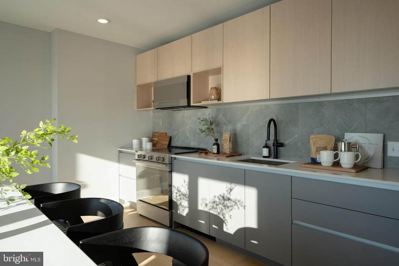 1325 Beach Street - Photo 1