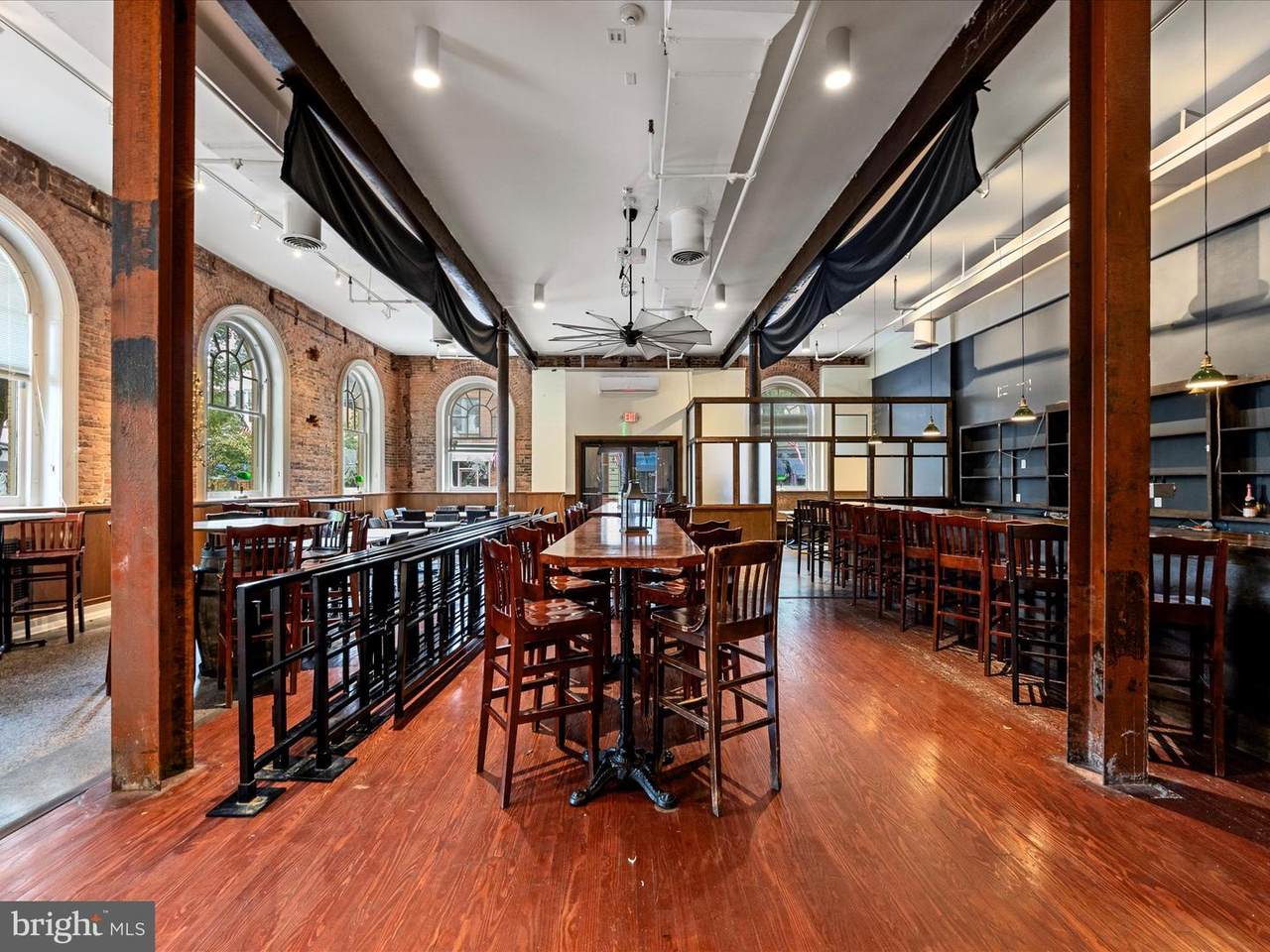 100 Loudoun Street - Photo 1