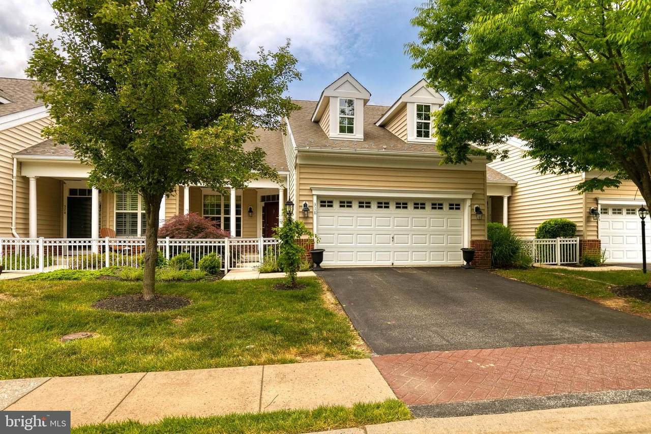 318 Native Dancer Circle - Photo 1