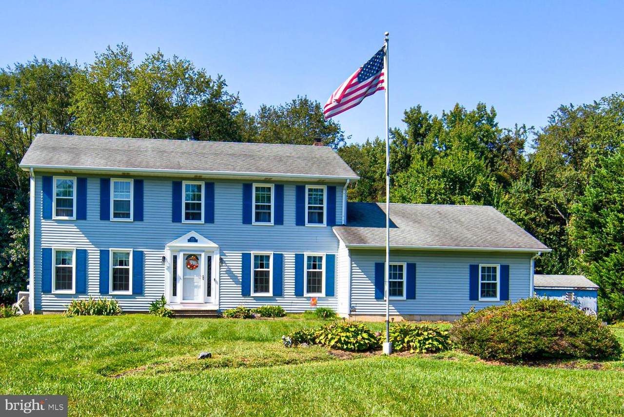 319 Pheasant Drive - Photo 1