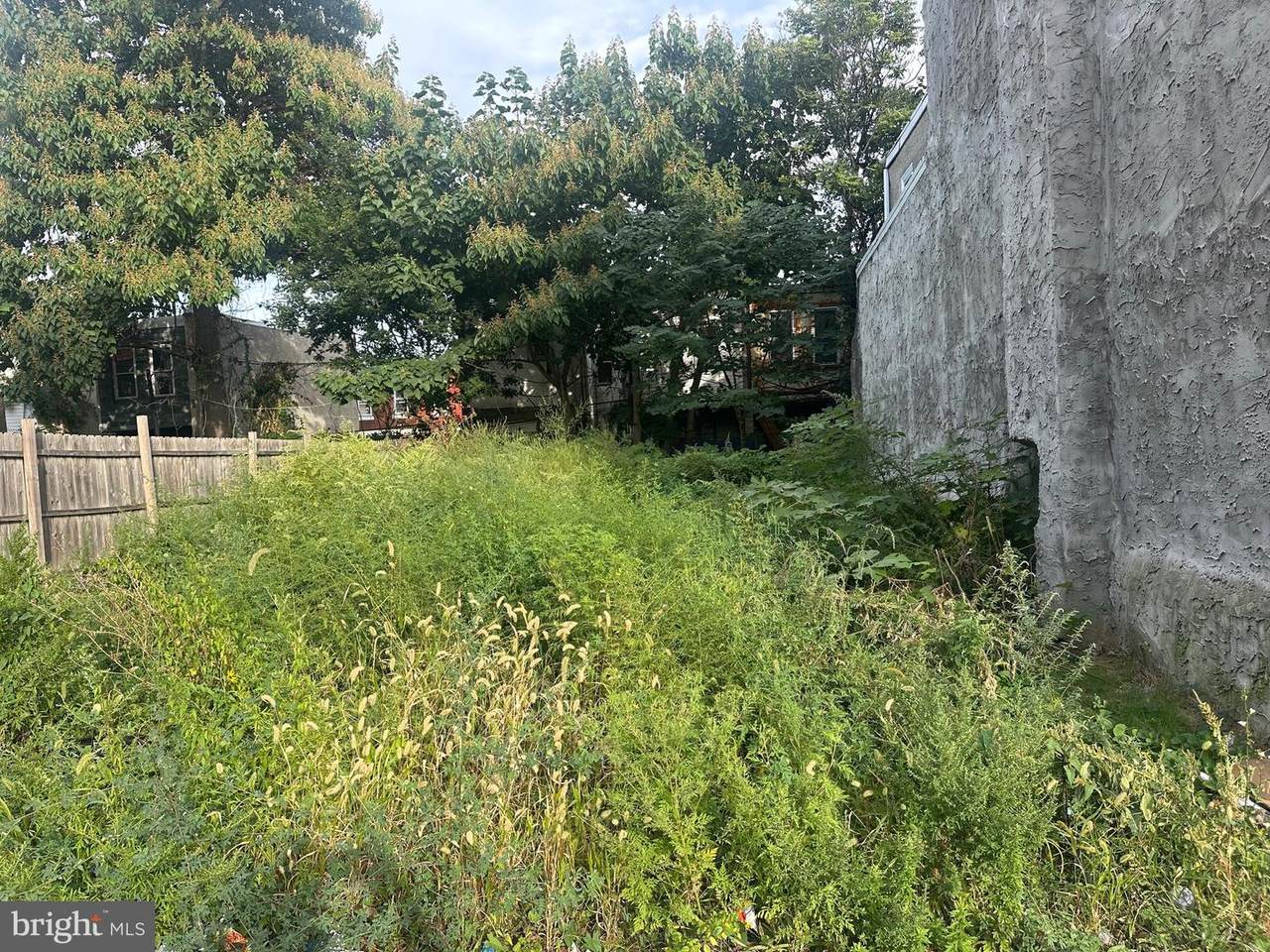 2315 19TH Street - Photo 1