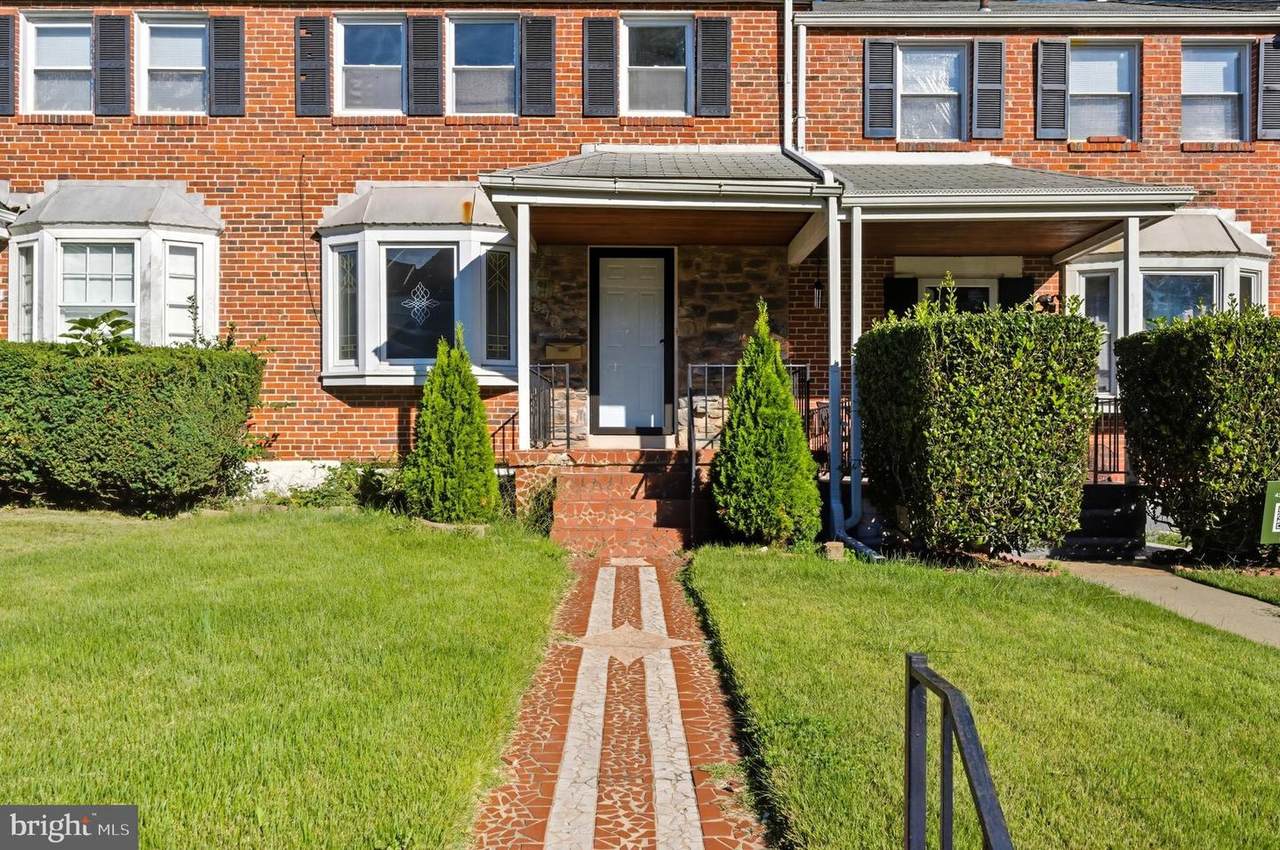 5768 Maplehill Road - Photo 1