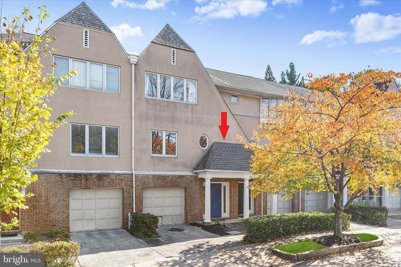 352 Homeland Southway - Photo 1