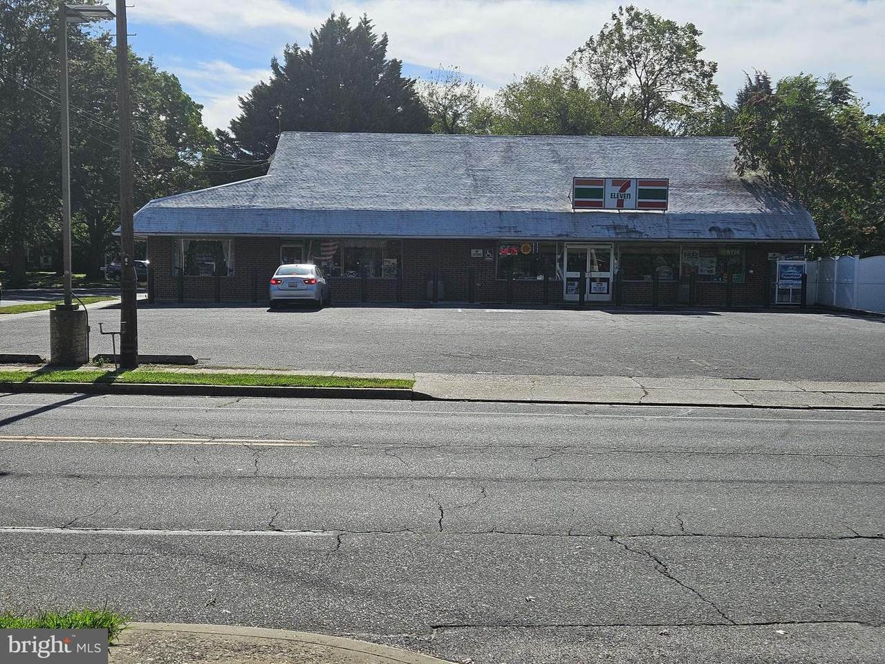 410 Washington Street - Photo 1