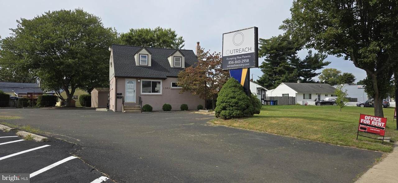 1303 Veterans Hwy - Photo 1