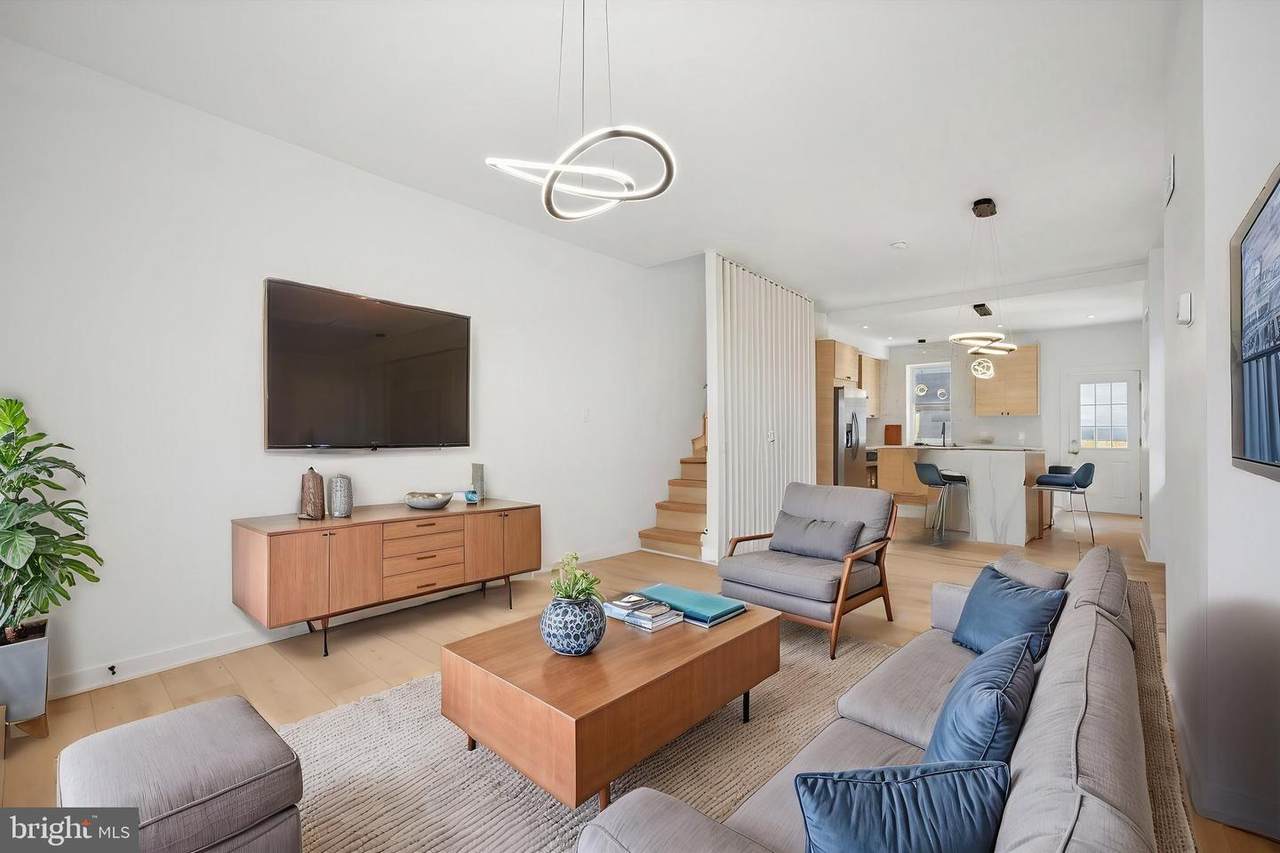 1440 Paxon Street - Photo 1