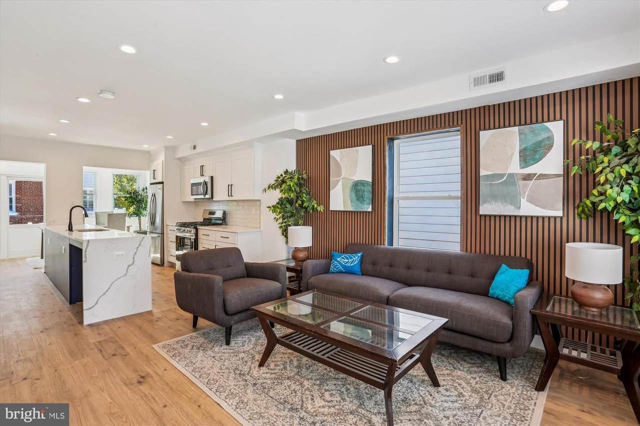 6321 9TH Street - Photo 1