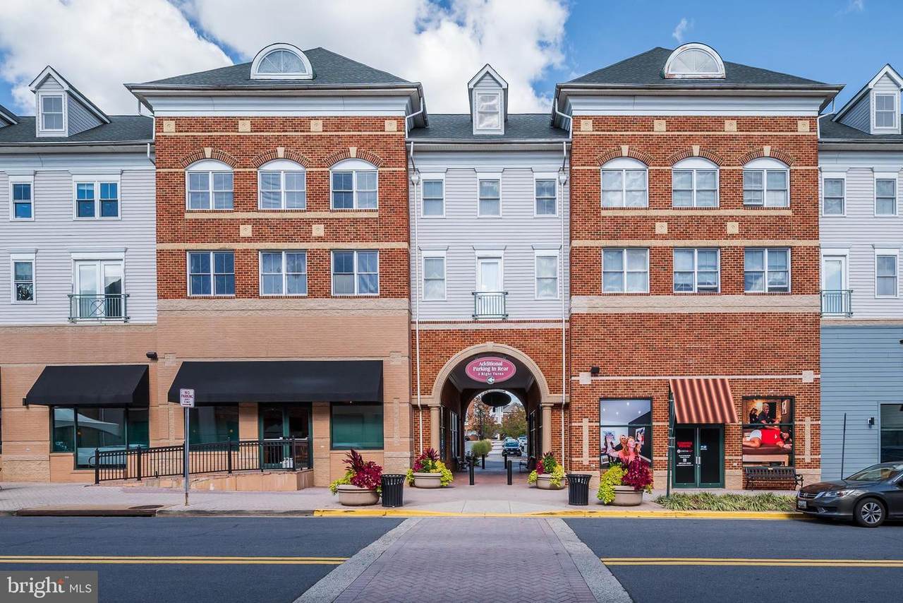 801 Pleasant Drive - Photo 1