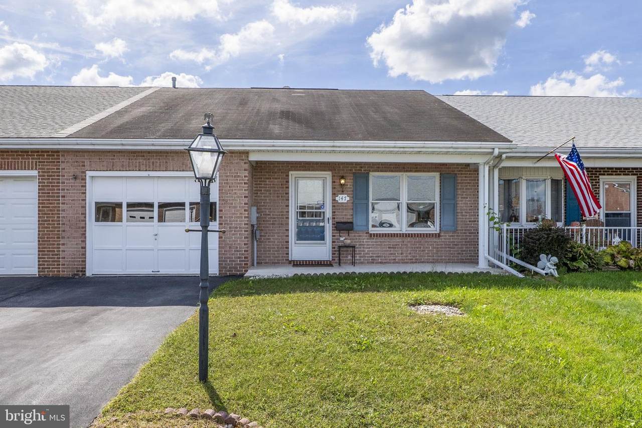 147 Buttercup Drive - Photo 1