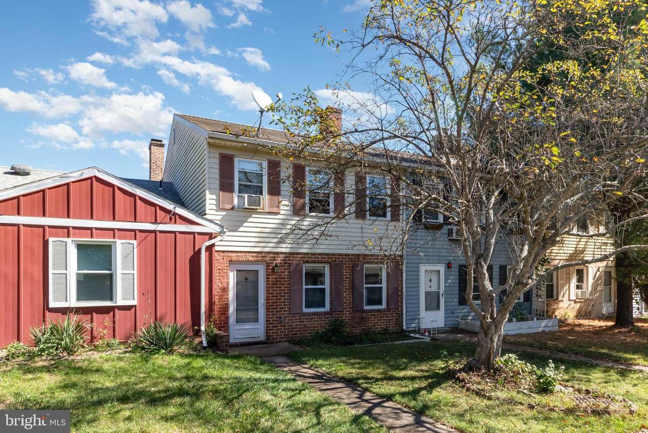 7103 Salem Park Circle - Photo 1