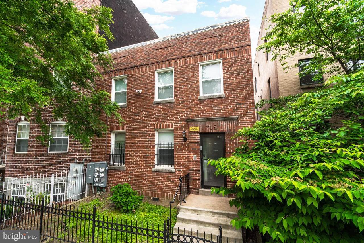 718 Lamont Street - Photo 1