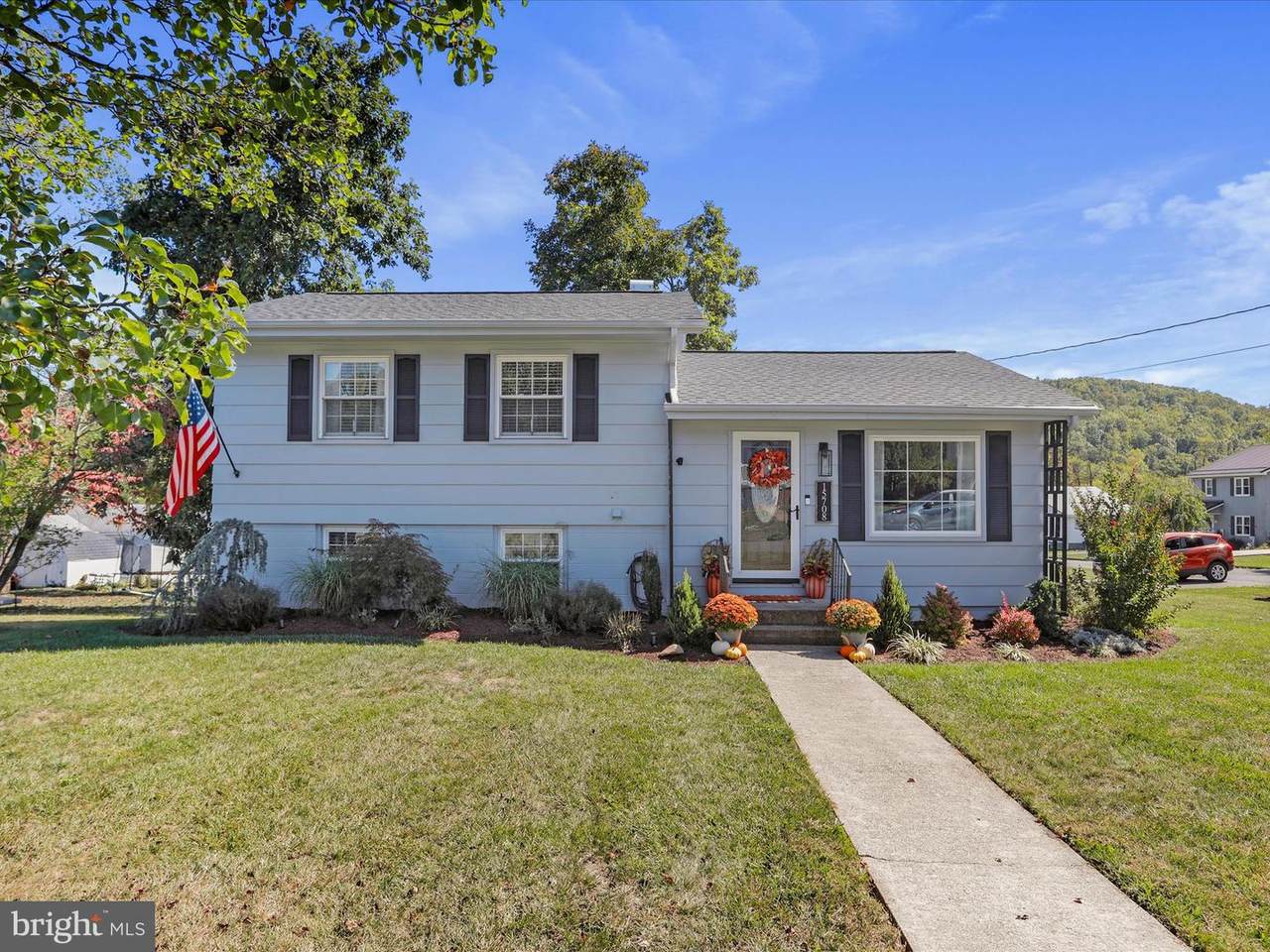 15708 Downing Street - Photo 1