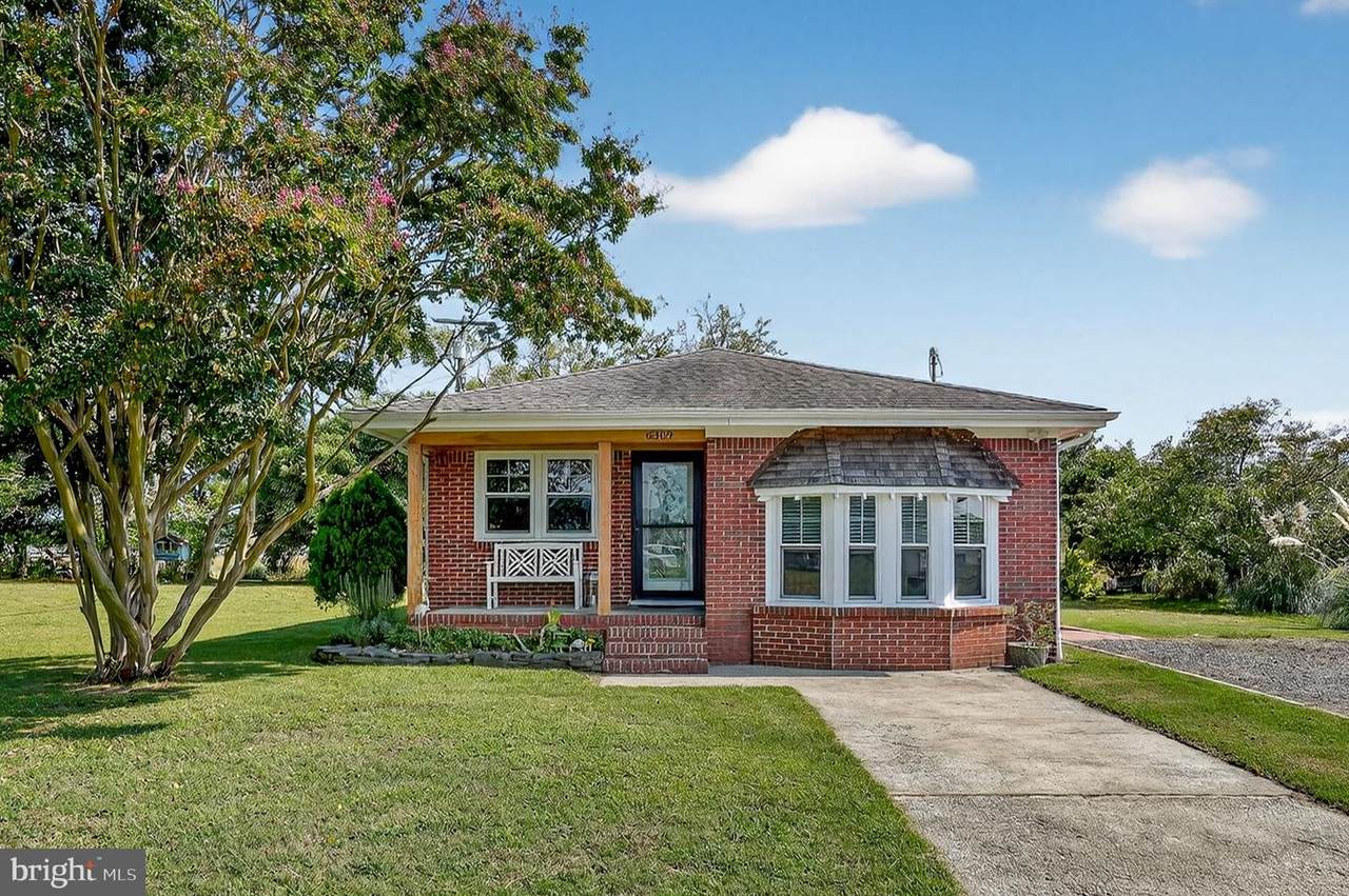 6309 Highland Park Drive - Photo 1