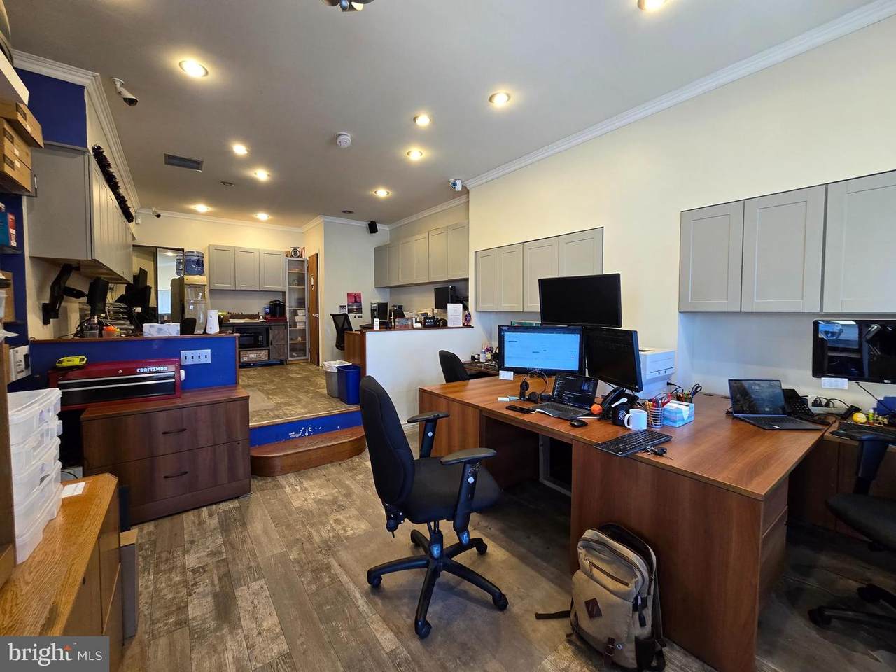 1613 Porter Street - Photo 1