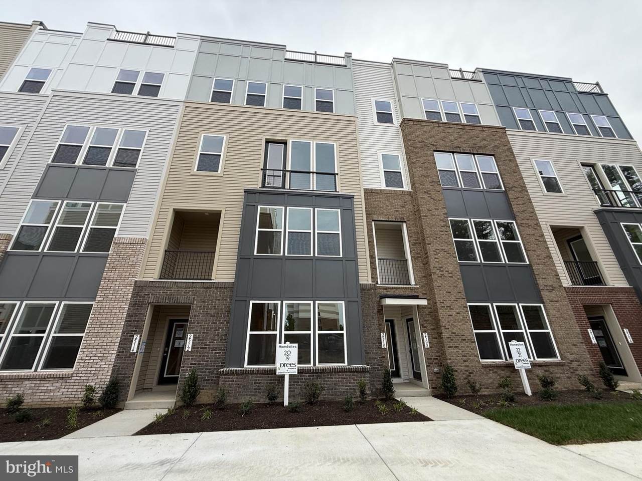 2514 Neabsco Common Place - Photo 1