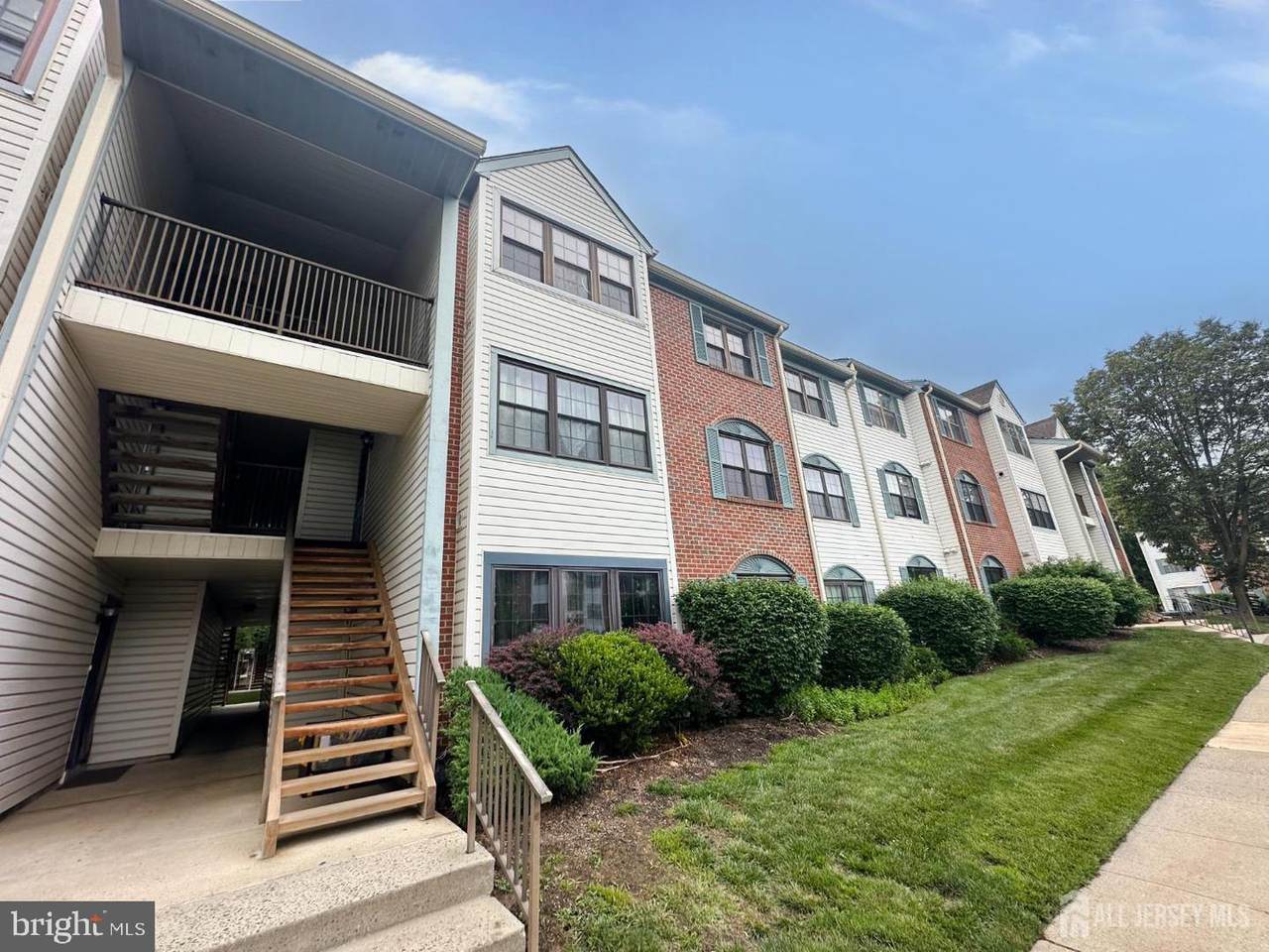 52 Joyner Court - Photo 1