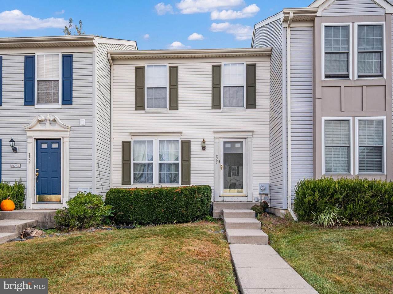 3437 Westview Drive - Photo 1