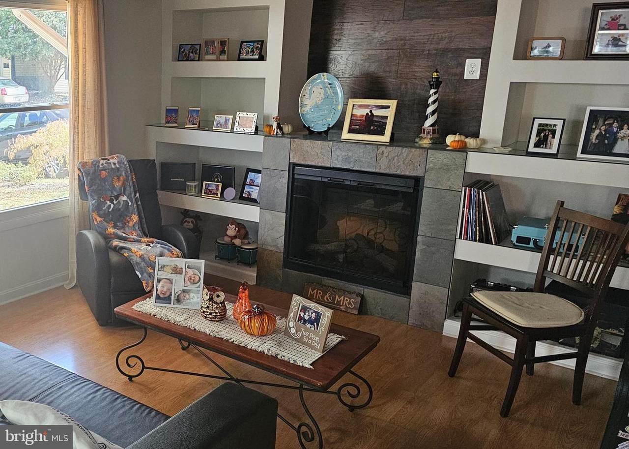 24 Biscayne Place - Photo 1