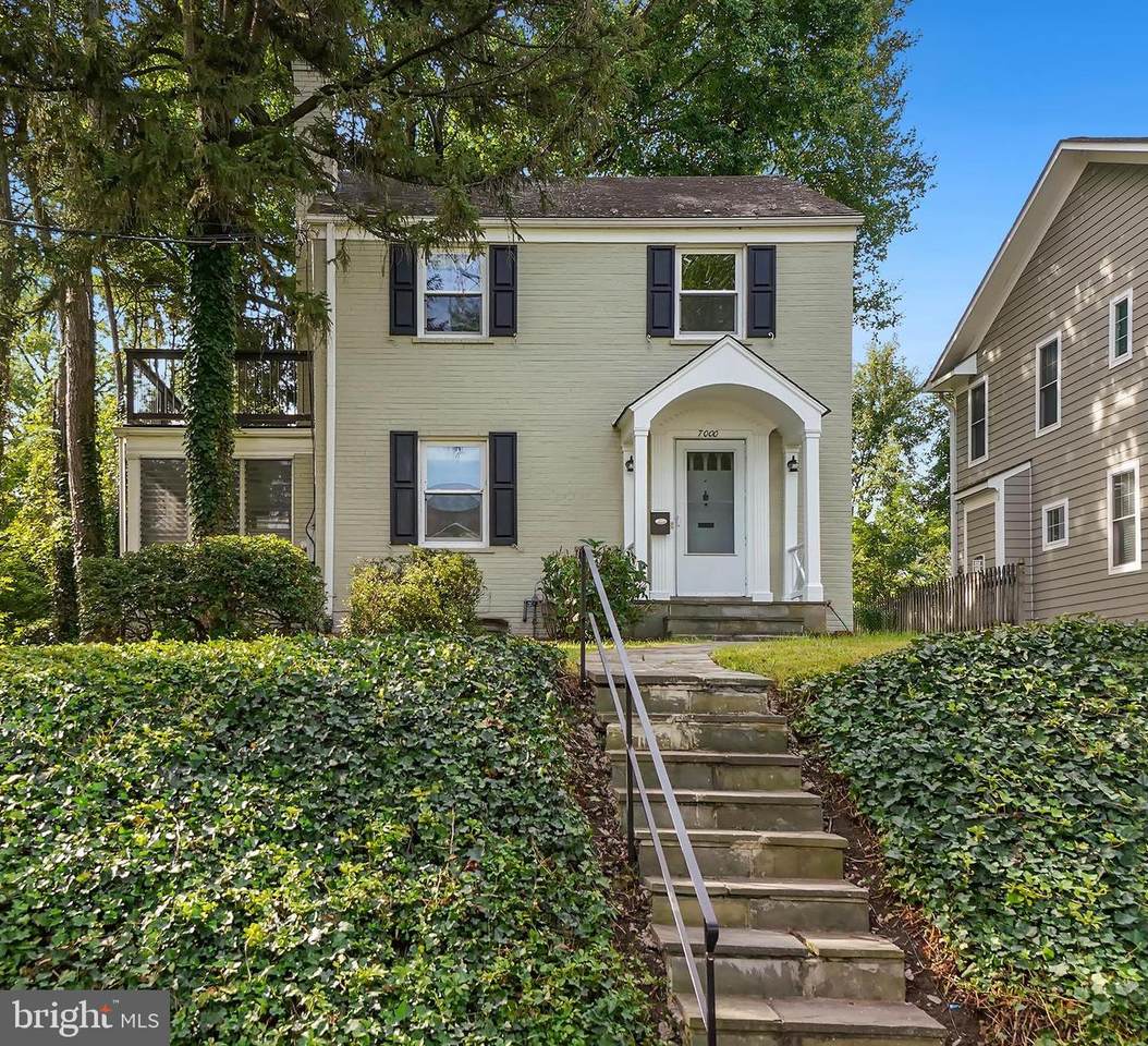 7000 Exeter Road - Photo 1