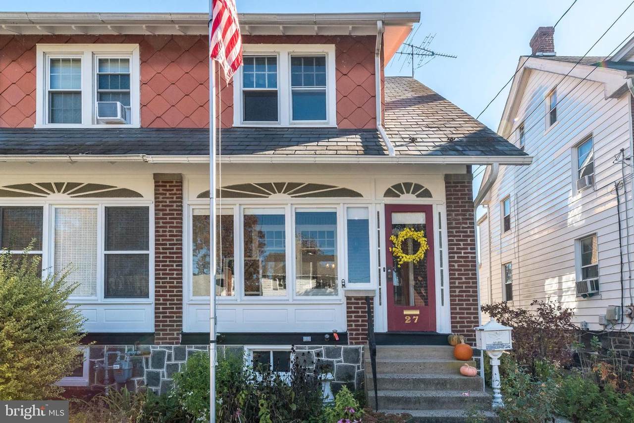 27 7TH Street - Photo 1