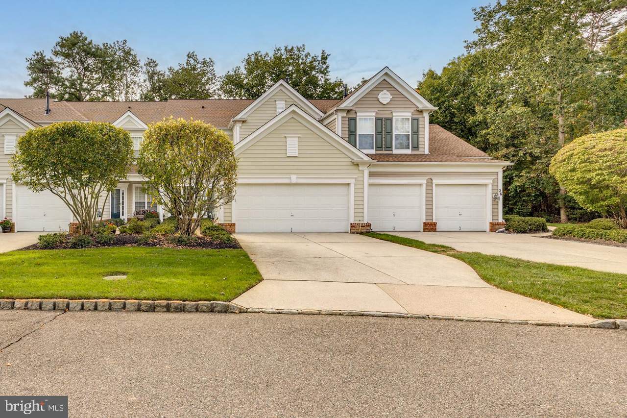 28 Brattleboro Court - Photo 1