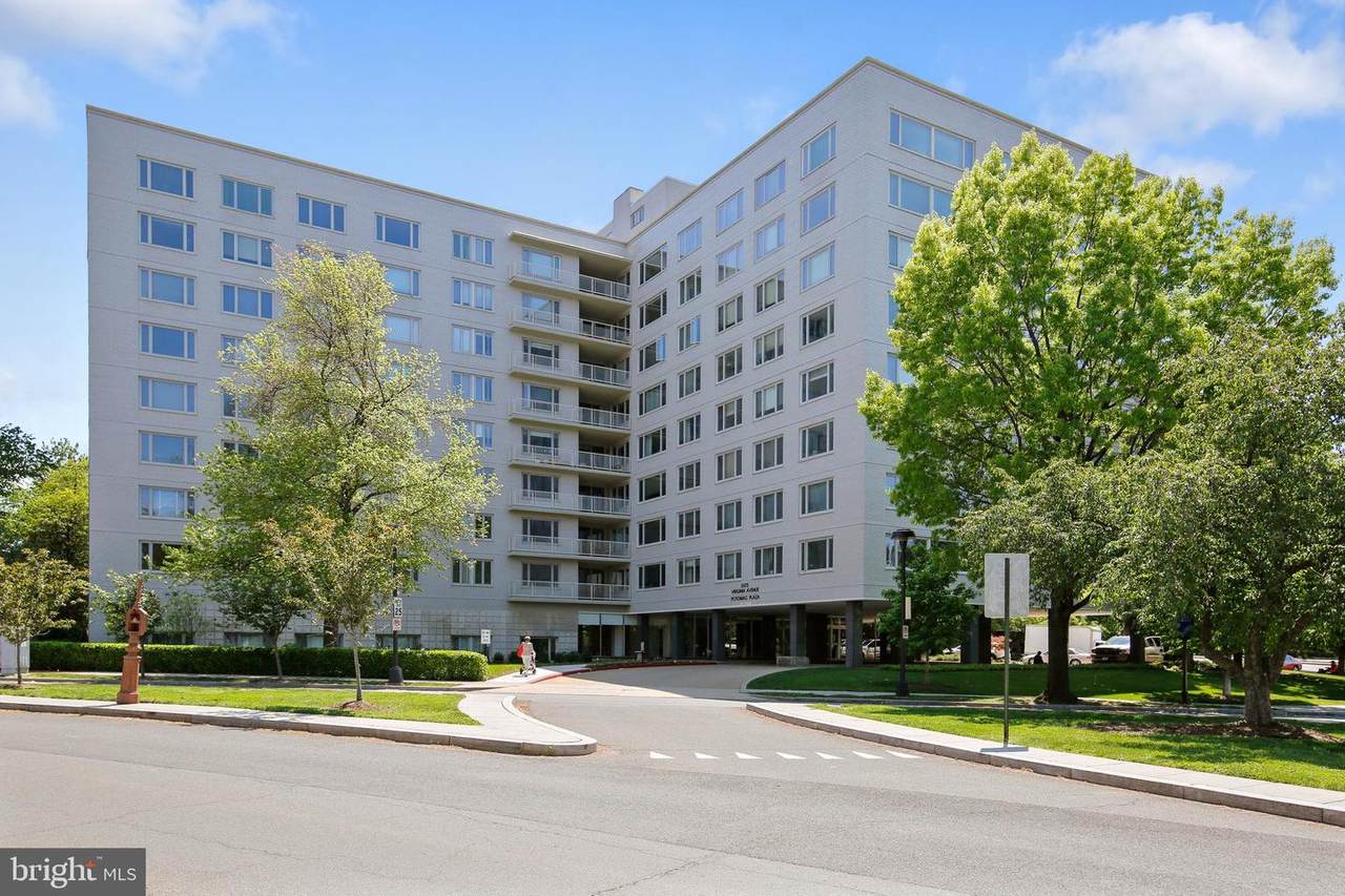 2475 Virginia Avenue - Photo 1