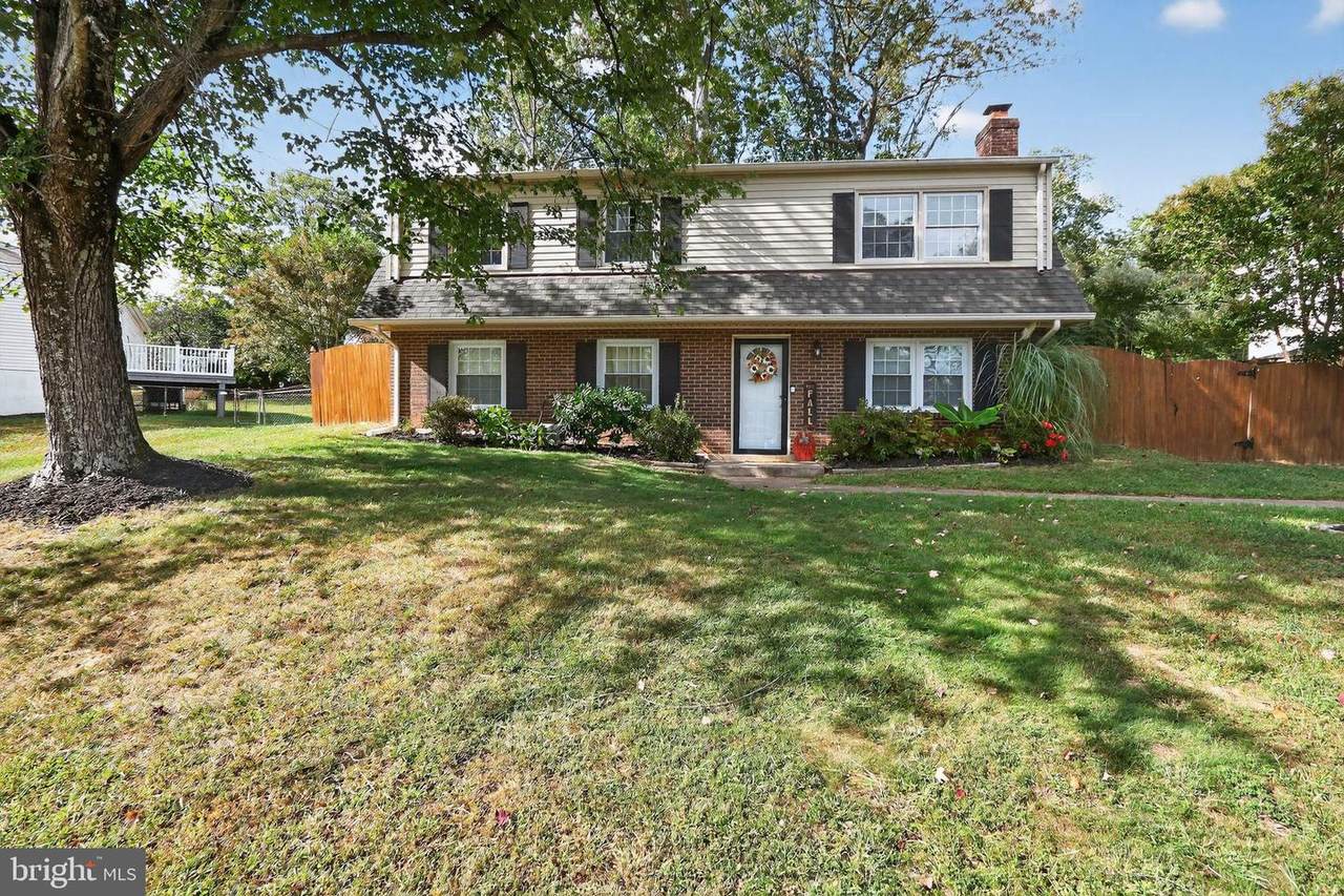 13918 Lynhurst Drive - Photo 1