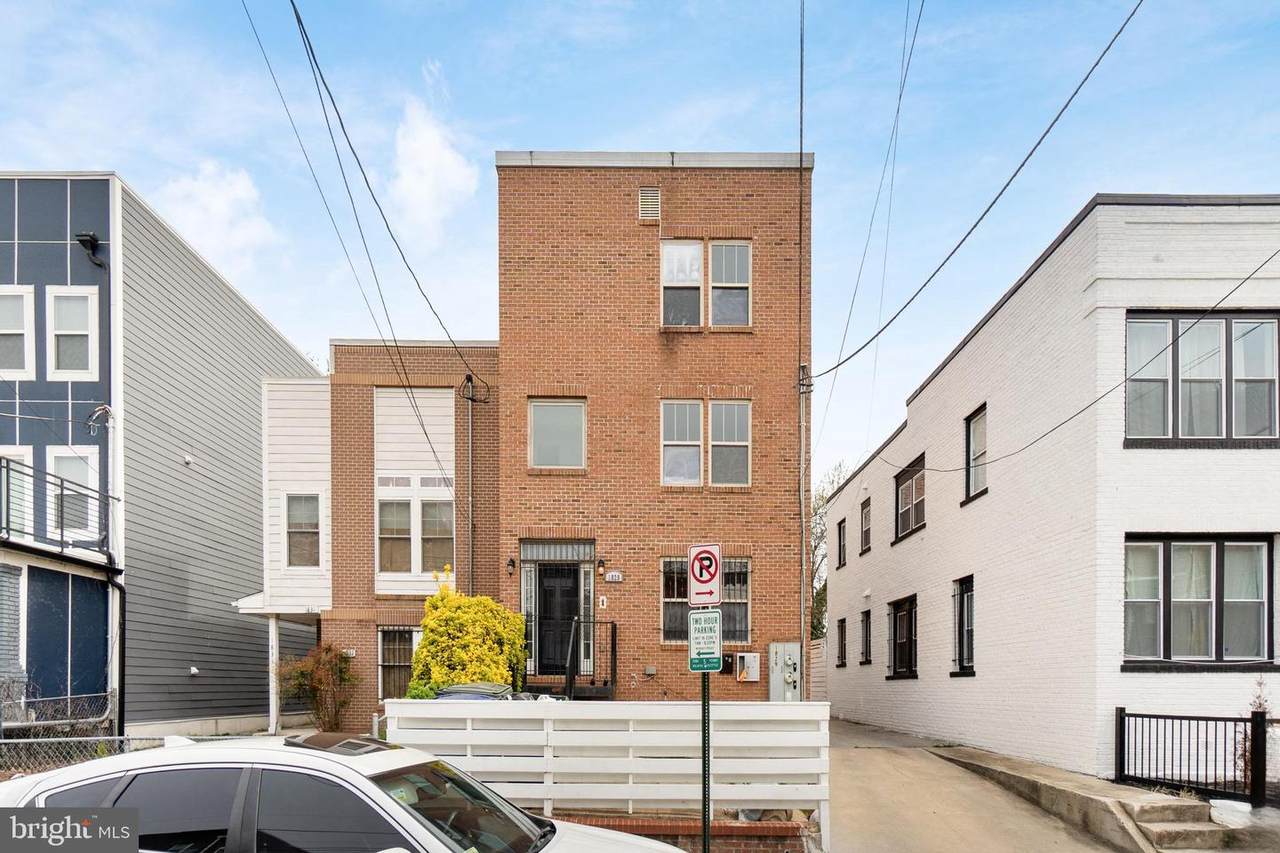 1829 Providence Street - Photo 1