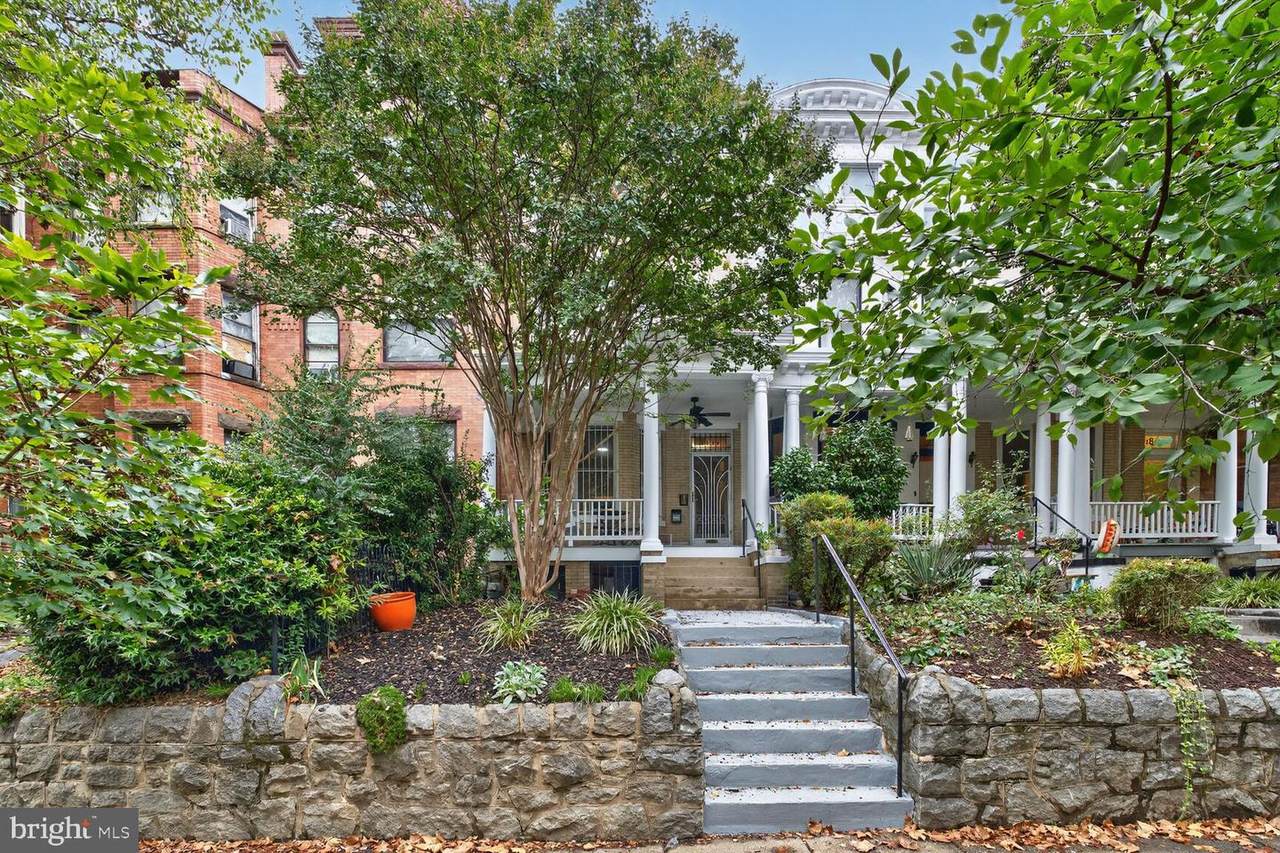 1829 Monroe Street - Photo 1