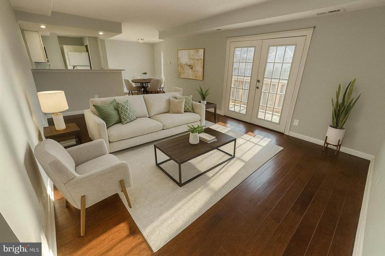 2500 Markham Lane - Photo 1