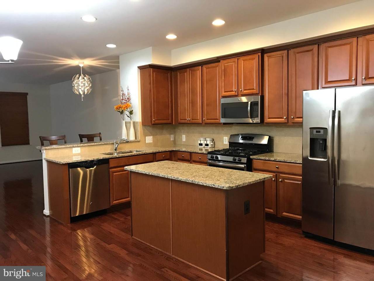 24911 Coats Square - Photo 1