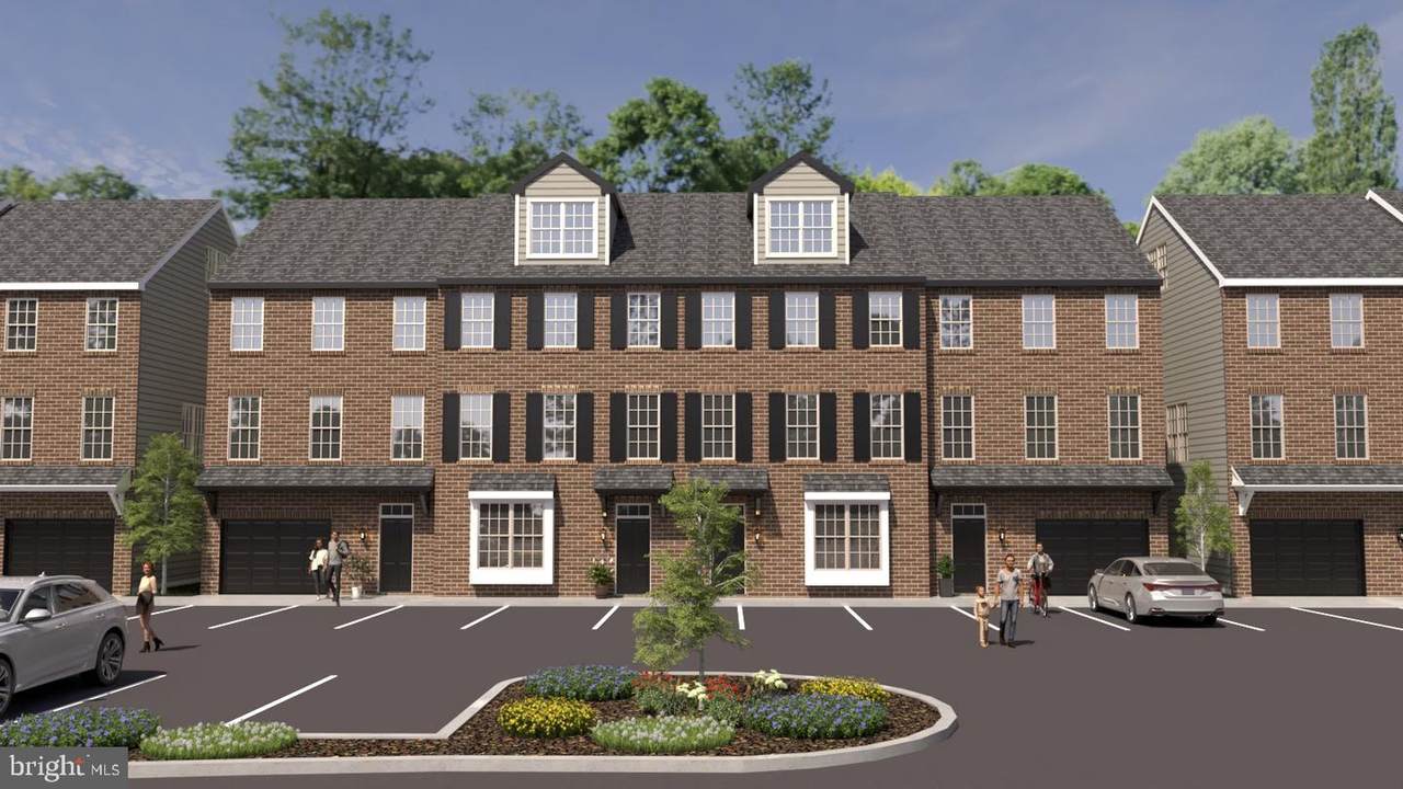 10101 Louie Lane - Photo 1