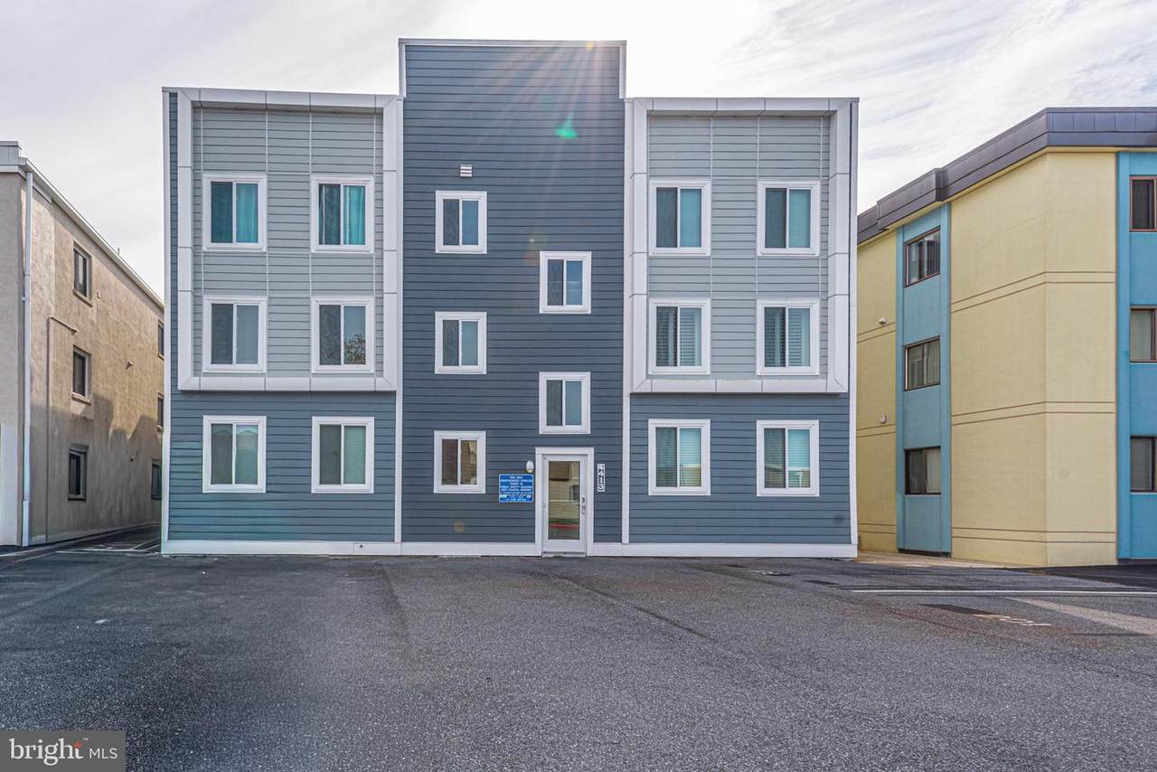 413 Bayshore Drive - Photo 1