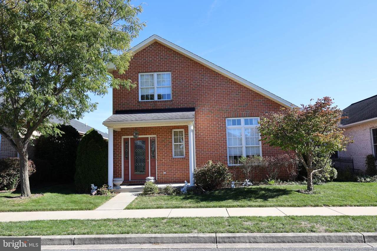 650 Trafalgar Drive - Photo 1