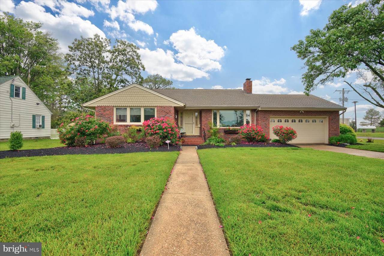 1 Somerset Avenue - Photo 1