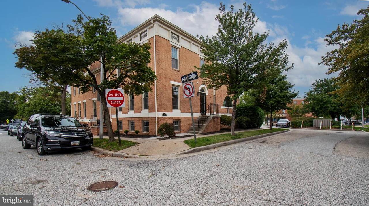 1200 Kenwood Avenue - Photo 1