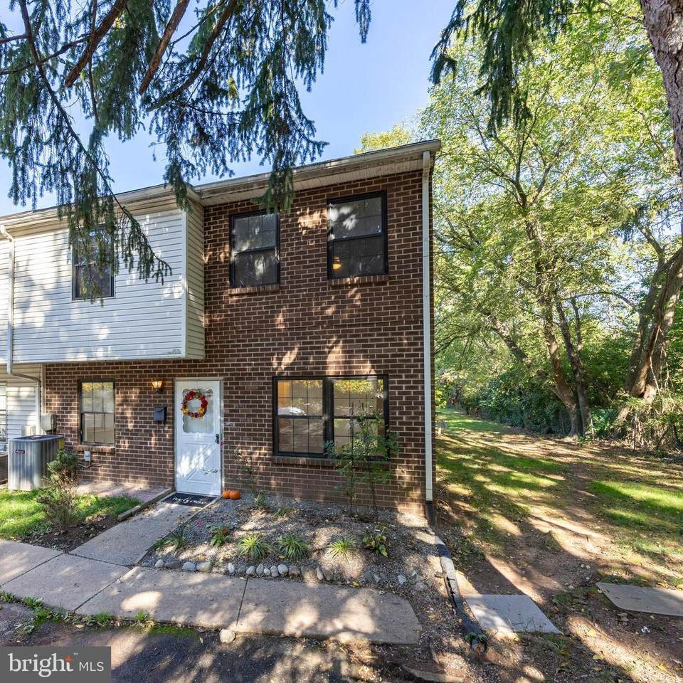 8 Sawmill Run - Photo 1