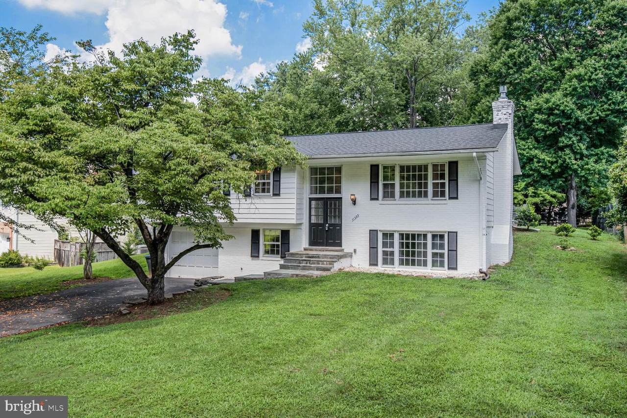 11733 Ambleside Drive - Photo 1