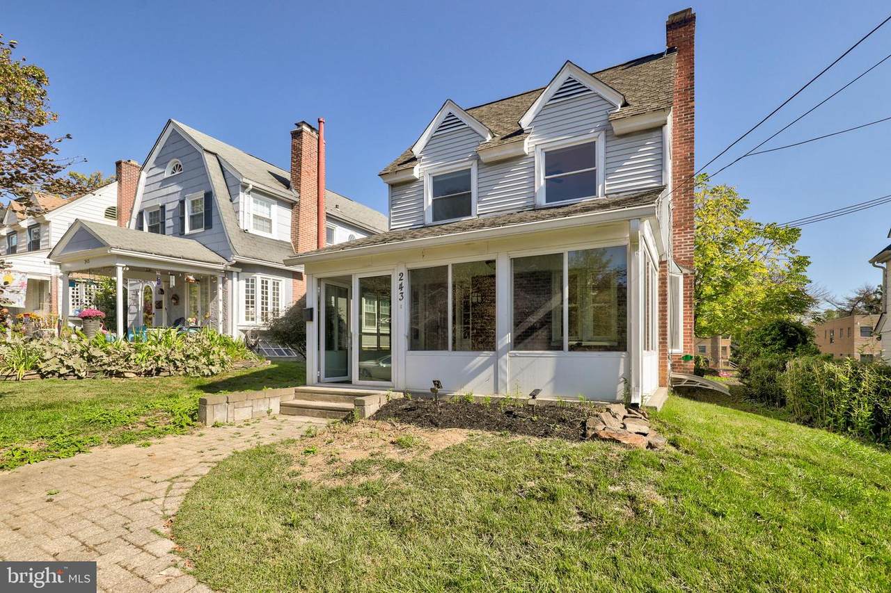 243 Rock Glen Road - Photo 1