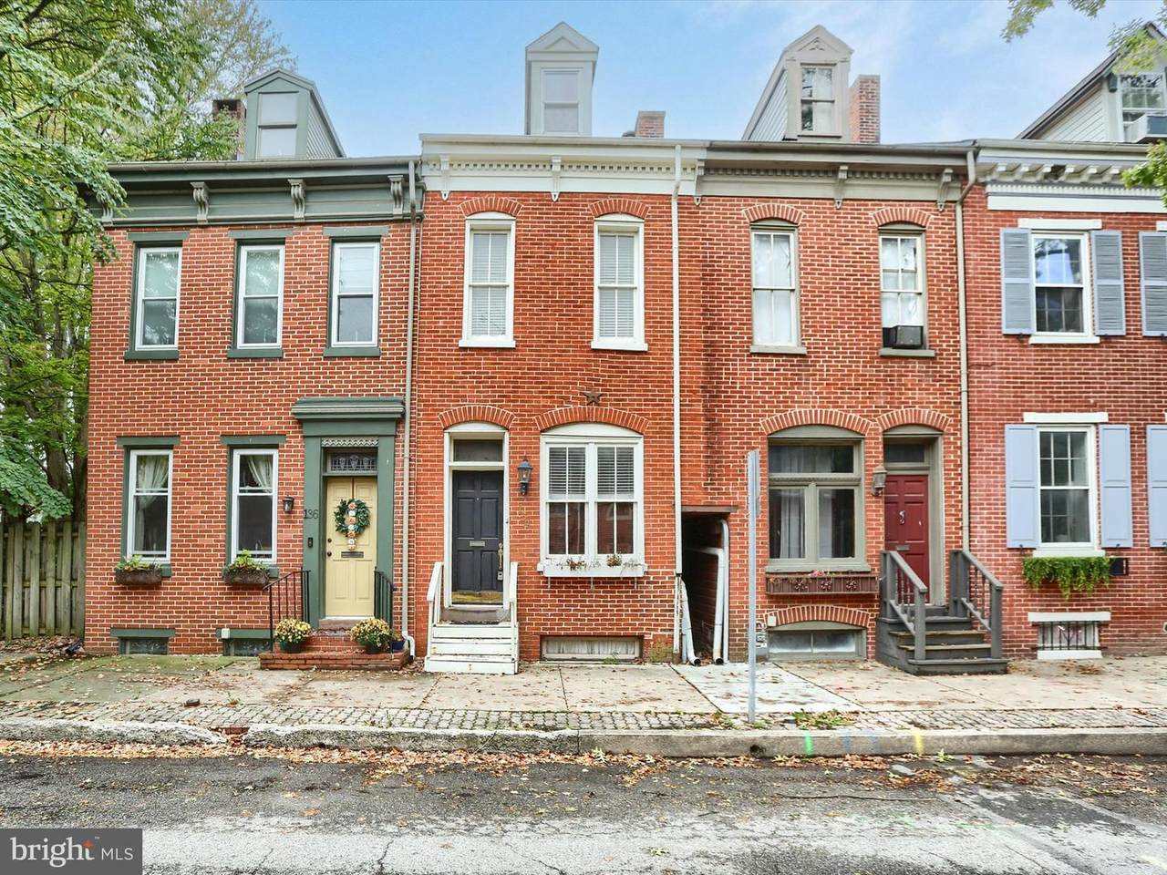 134 Newberry Street - Photo 1