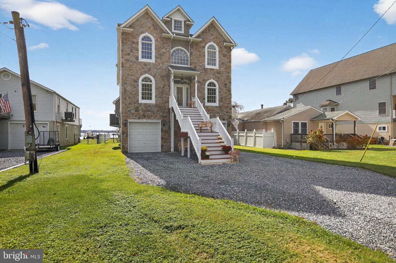 1226 Burke Road - Photo 1