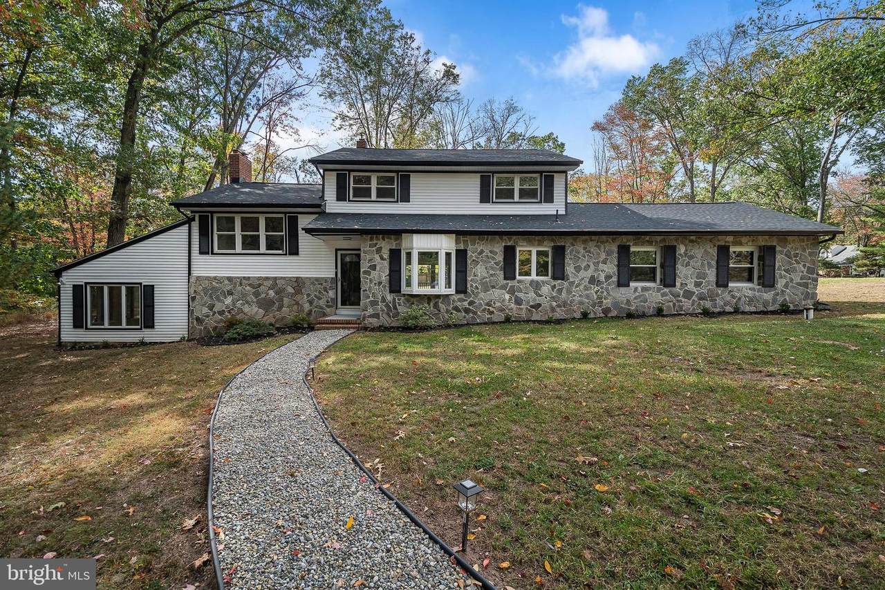 7 Alta Vista Drive - Photo 1