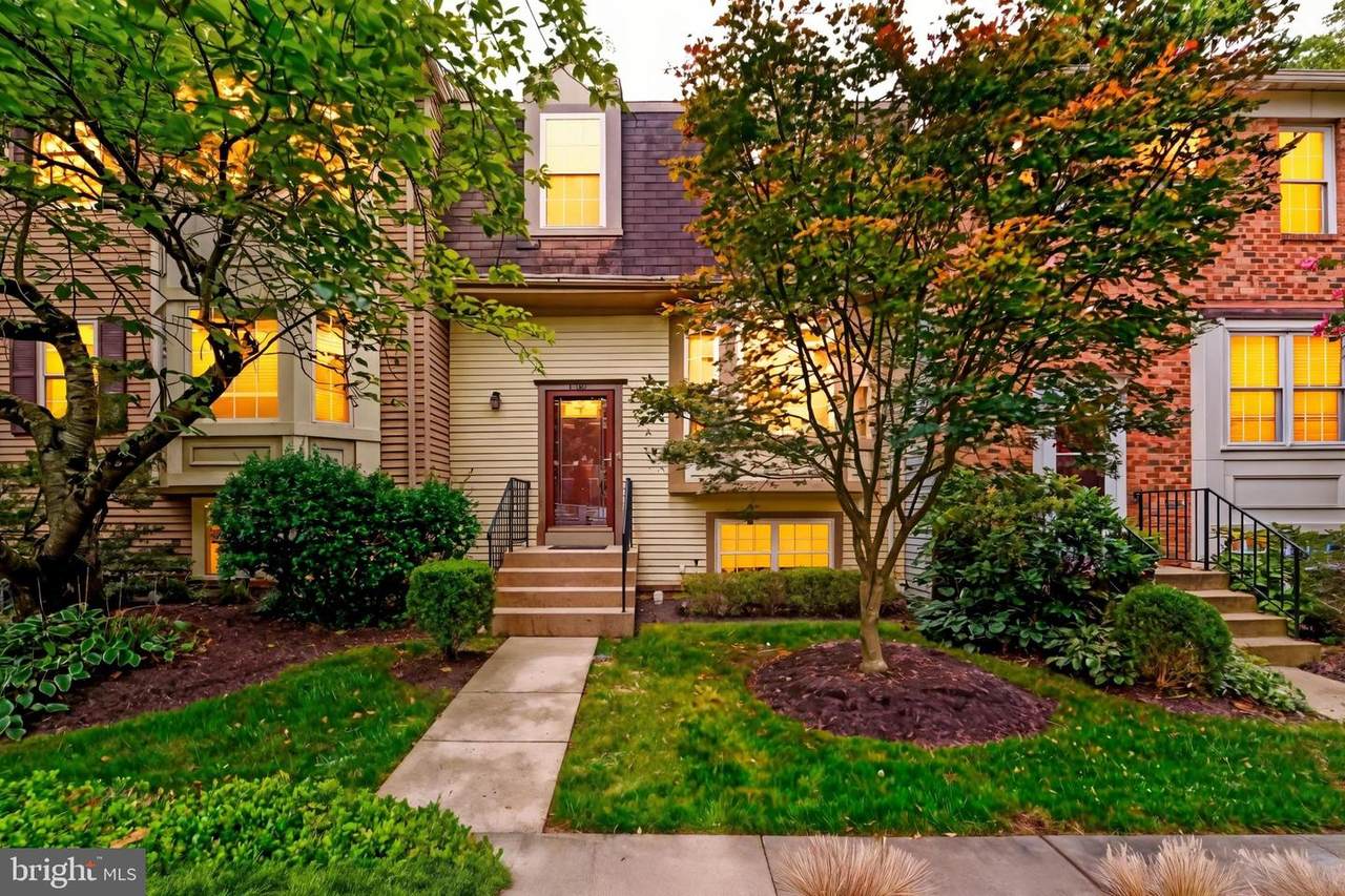 7930 Peyton Forest Trail - Photo 1