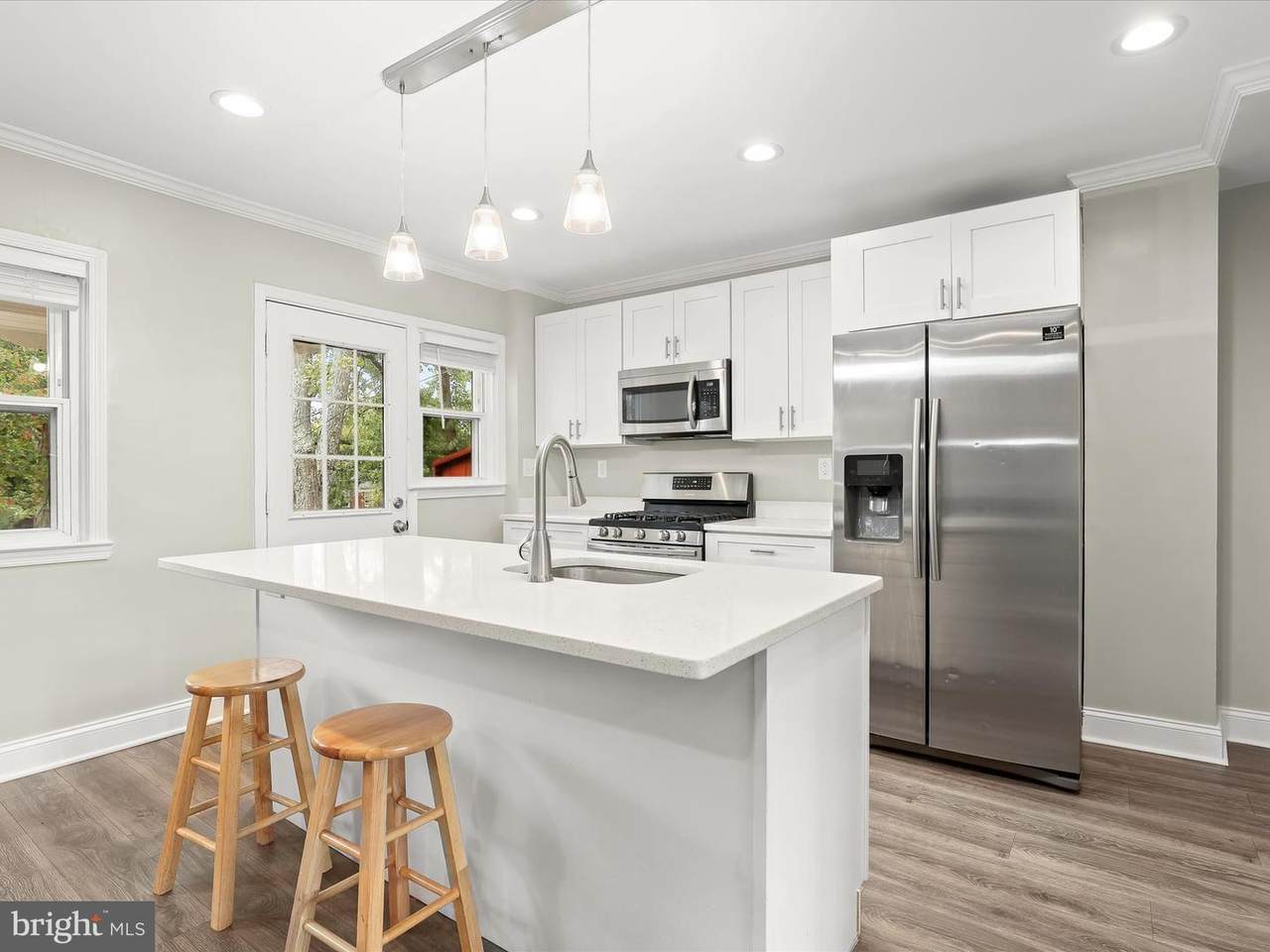 1115 Elbank Avenue - Photo 1