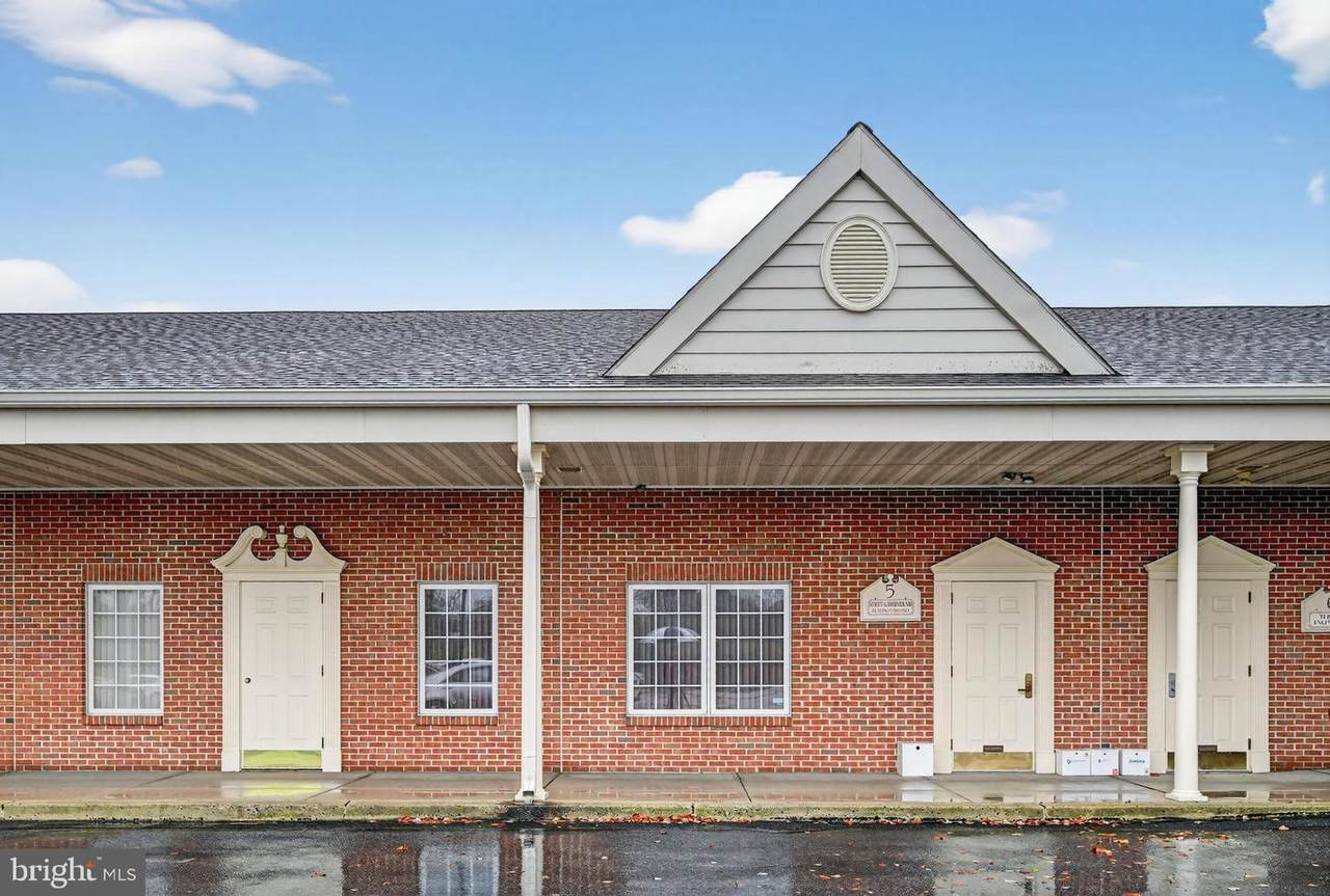 1829 New Holland Road - Photo 1